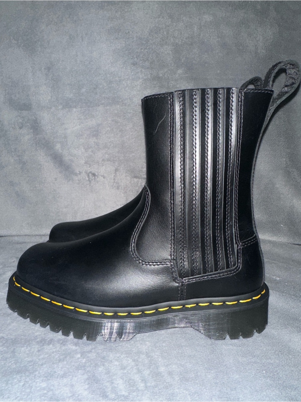 NWOB Women’s Dr Martens Amaayah Lo Black Leather Boots - Size 8 - Picture 3 of 11